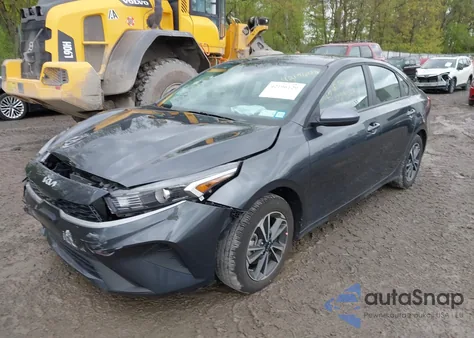 2024 Kia Forte Lxs из США, поврежденный, VIN 3KPF24AD3RE806366